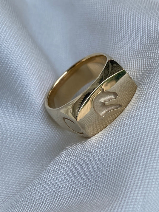 14k gold Horse Head Logo Signet Ring