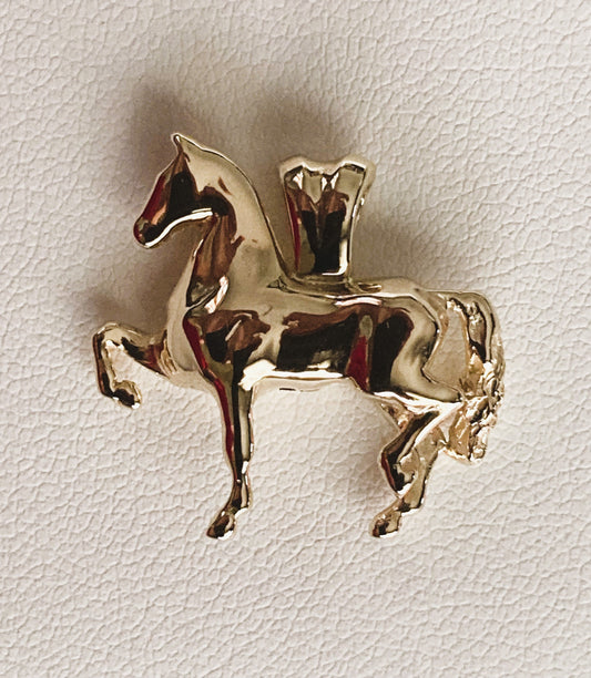14k gold Classic Prancing Horse Pendant