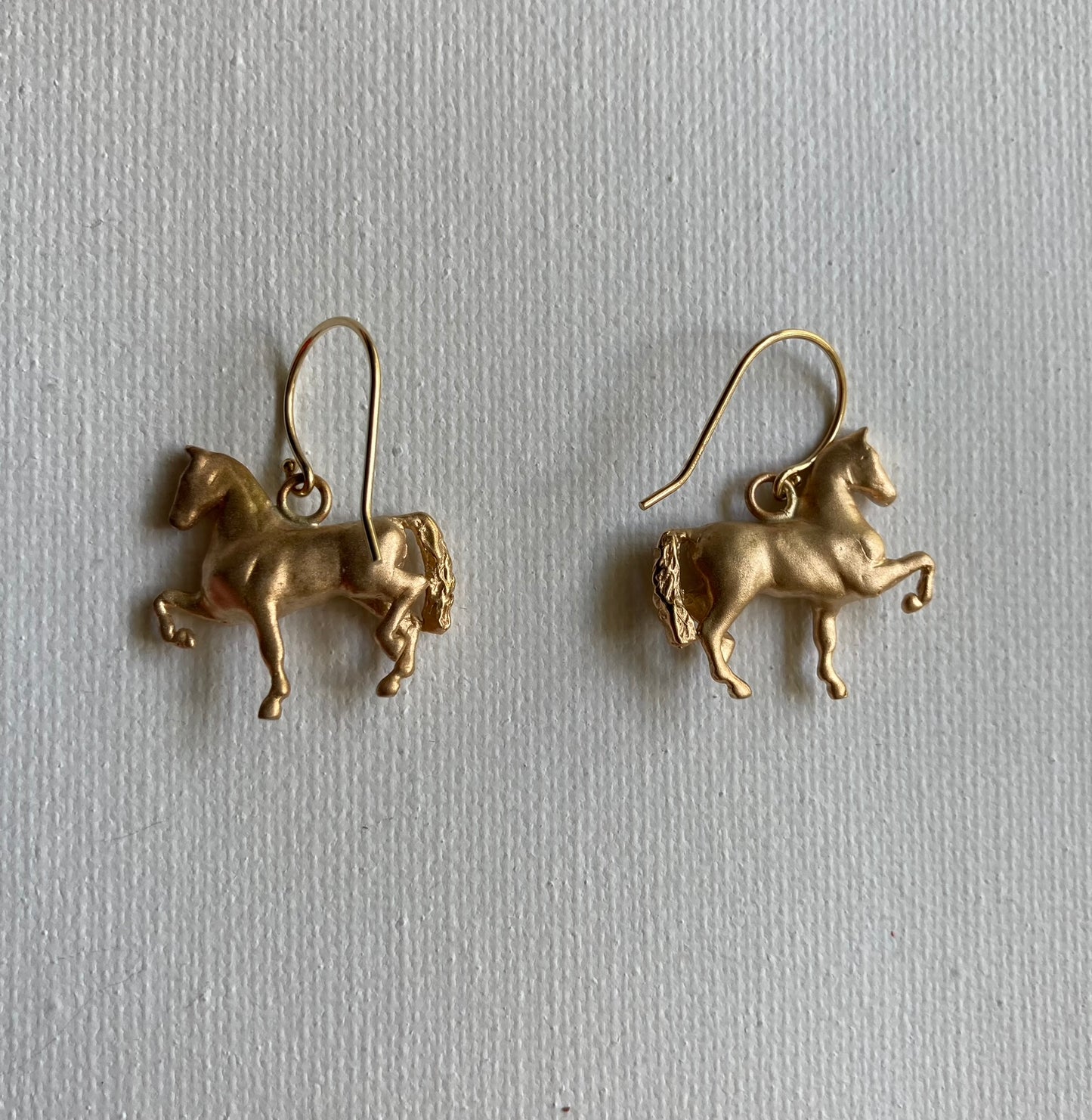14k Classic Gold Horse Earrings